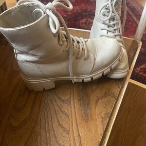 MIA Cream Lace-Up Kids Chelsey Boots* Girls size 3